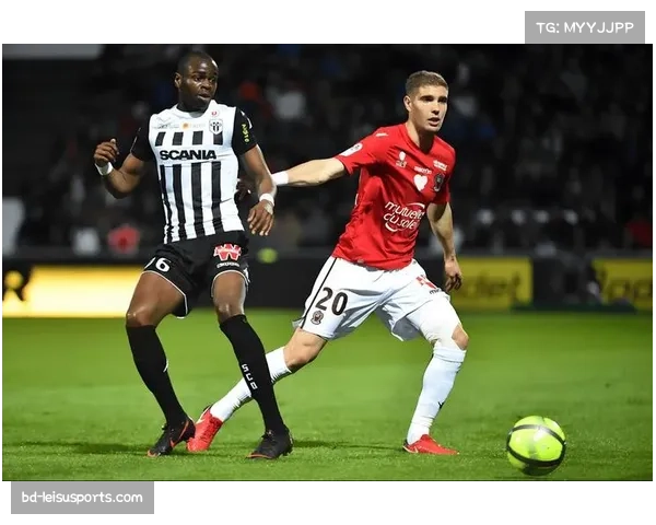 尼斯近三场一胜两平保持不败,中游位置逐渐稳固 尼斯近三场一胜两平保持不败,中游位置逐渐稳固